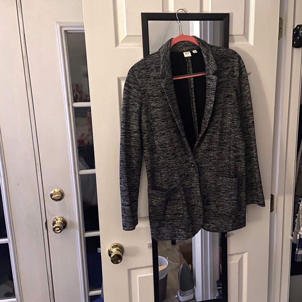 Black & Gray Gap Blazer.